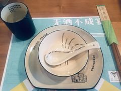 -临界音乐酒馆·小龙虾·江湖菜(华熙LIVE·鱼洞店)