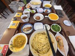 -百年老字号·观振兴蟹黄面·三虾面·苏式面(观前街富仁坊巷店)