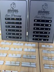 -AI艾耳·专业手工耳洞·穿孔美学馆