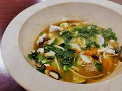 -姚记抚仙湖石锅鱼庄