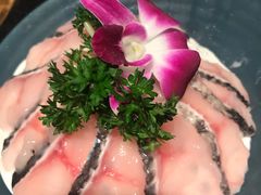 高山活鱼片-周师兄大刀腰片火锅(洪崖洞旗舰店)