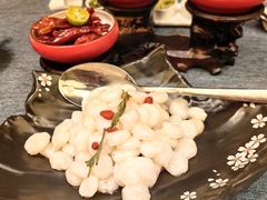 龙井虾仁-悦榕庄白云中餐厅