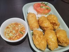 -大头虾越式风味餐厅(光明广场店)