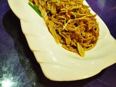 -温汤大酒店餐厅