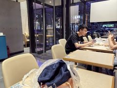 -灵芝妹子海鲜米线(劳动公园店)