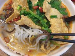 -螺小胖柳州螺蛳粉(钟楼总店)