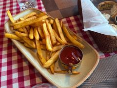 -自然食集西餐厅(泰晤士小镇店)