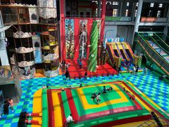 -蒙特利亲子乐园