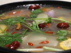 -九寨特色牦牛肉汤锅 羊肉汤锅