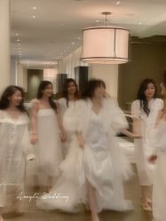 -艾米丽婚纱礼服