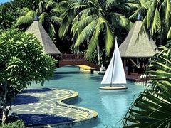 -海南清水湾莱佛士酒店