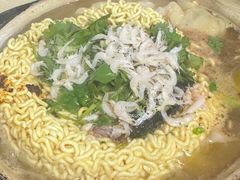 -小许三鲜砂锅馄饨店(家多乐烟酒店)