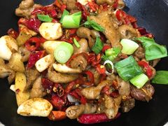 干锅肥肠-建辉湖南土菜馆(南大街店)