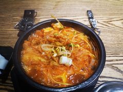泡菜汤-吴草鸡爪오초닭발韩食堂(融恒盈嘉中心店)