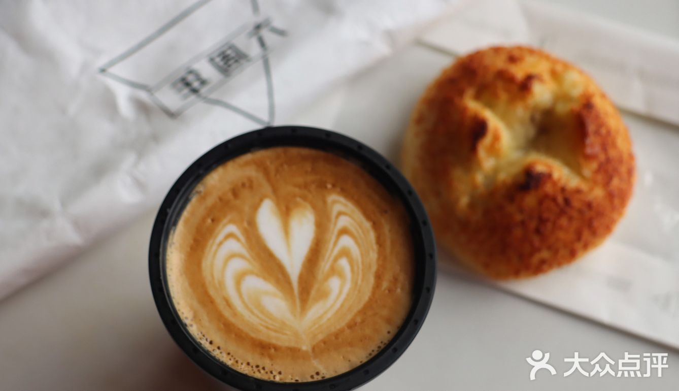 嗨皮波斯得tomanner6周年大快乐