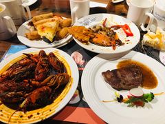 -四海一家自助餐(益田假日广场店)