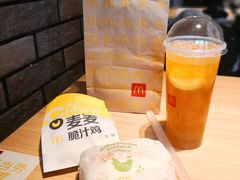 -麦当劳(欧亚大观商都店)