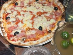 -JINNS锦时 steak&pizza(浸信会礼拜堂旧址店)