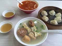 -珊珊小笼馆(仙霞路店)