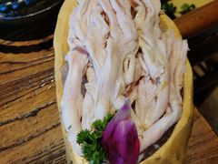 -老牌坊云南鱼豆花火锅(爱建店)