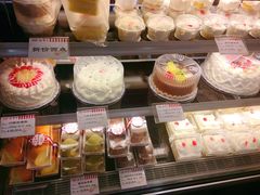 -红宝石·鲜奶小方·海派西点房(金杨店)