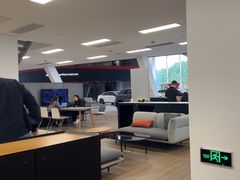 -上海永达奥诚奥迪4S店(申江路店)