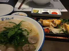 -美奈小馆·越南料理(中航城君尚购物中心店)