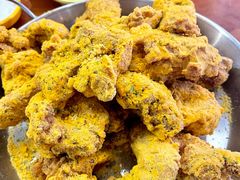 -BHC炸鸡(明洞总店)