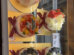 -花花卷卷·鲜食蛋糕(静安久光百货店)