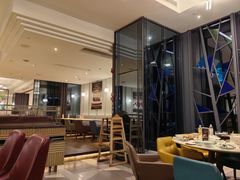 -港丽餐厅(高德置地店)