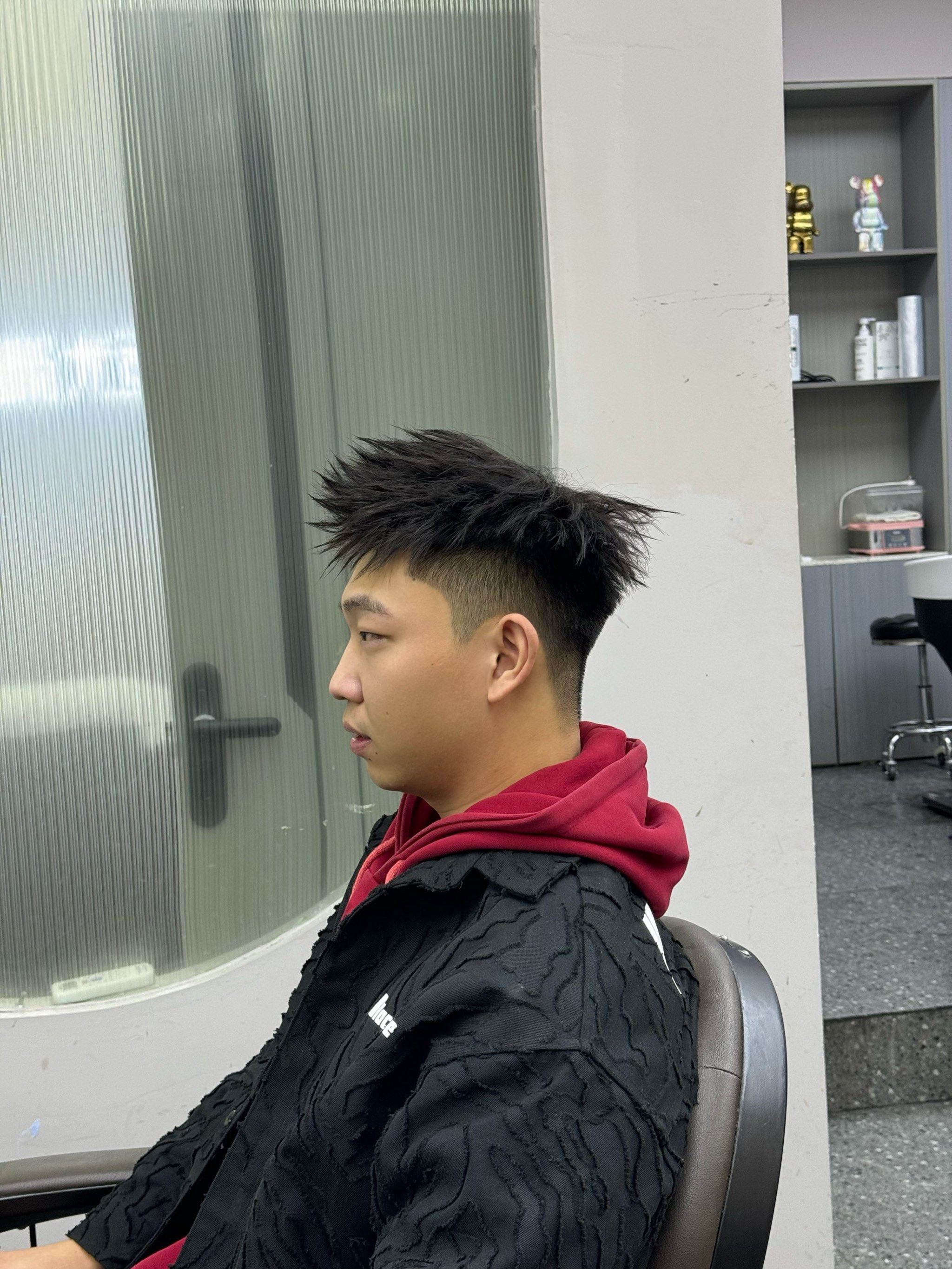 附近哪里做头发好 适合发量少的男生发型 尤司无尽老师