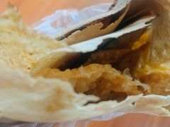 -正宗杂粮煎饼香软鸡蛋饼