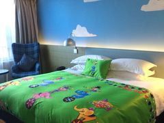 -广东省拱北口岸中国旅行社(华宾营业部)