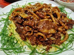 土豆丝烧汁肥牛鹅肠-山泉公馆酒家(广州东站店)