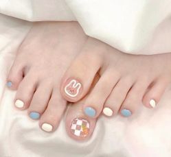 -悦指间美甲美睫