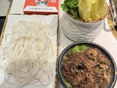 -牛人日志·鲜牛肉骨汤火锅(万科里瑧店)