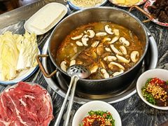 -乳仔牛牦牛汤锅 烤羊排(松潘古城店)