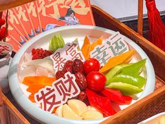 -黄记煌三汁焖锅(新佳丽江汉路店)