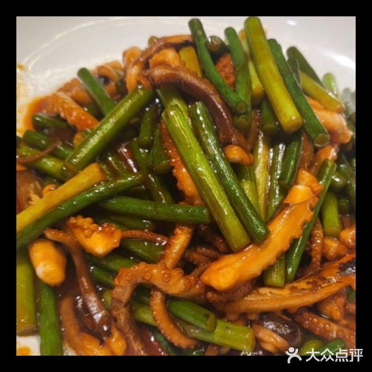 来到了天津卫打卡吃饭宝藏店铺