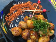 -何师烧烤·香辣蟹·川菜·30年老品牌(太古里旗舰店)
