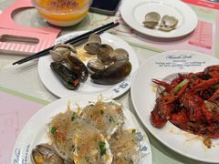 -四海一家自助餐(益田假日广场店)