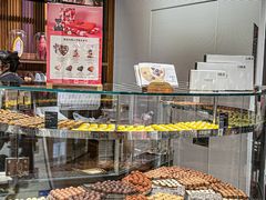 -Laderach 莱德拉(上海环贸iapm店)