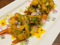 缤纷百香果虾球-hallch好吃餐厅(奥体中心店)