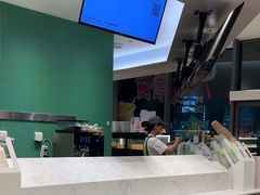 -奈雪的茶(优特汇店)