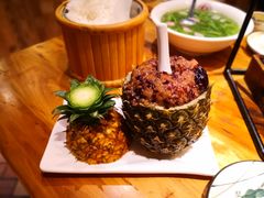 -老滇山寨•云南特色菜•地方菜•民族风情歌舞表演(金碧店)