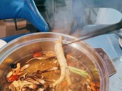 -千岛蚝高压锅生蚝·人参火锅(白云万达店)