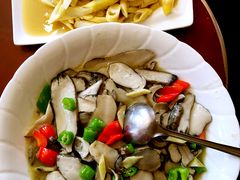 -八美镇邛崃土地坡饭店