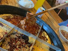 -岗上渣渣老火锅(两路口店)