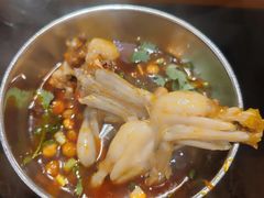 -鸿顺老铁锅美蛙鱼府(解放碑店)