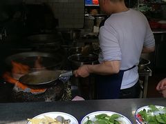 -老乌家特色小炒泡馍(大皮院店)